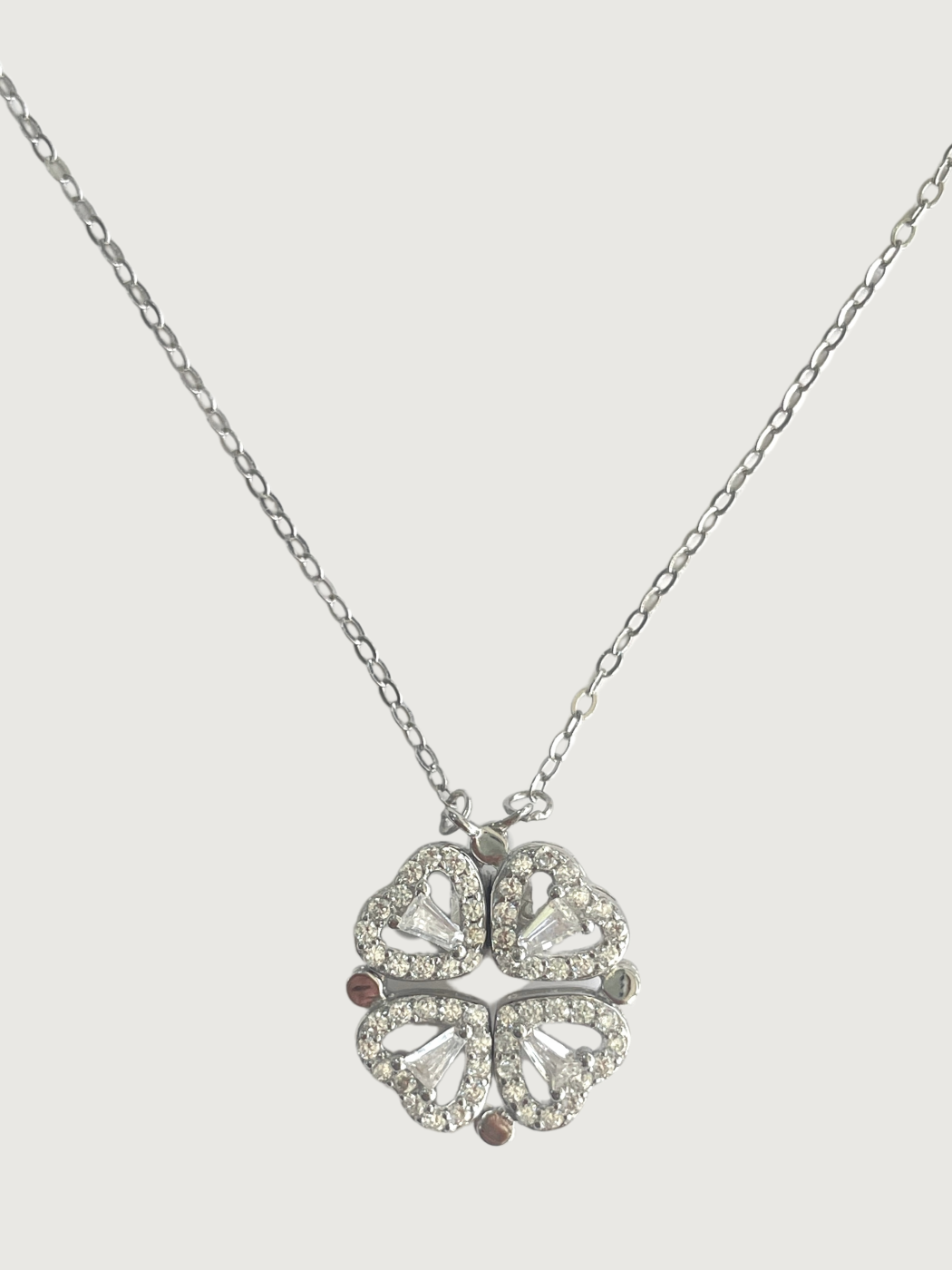 cara heart clover necklace