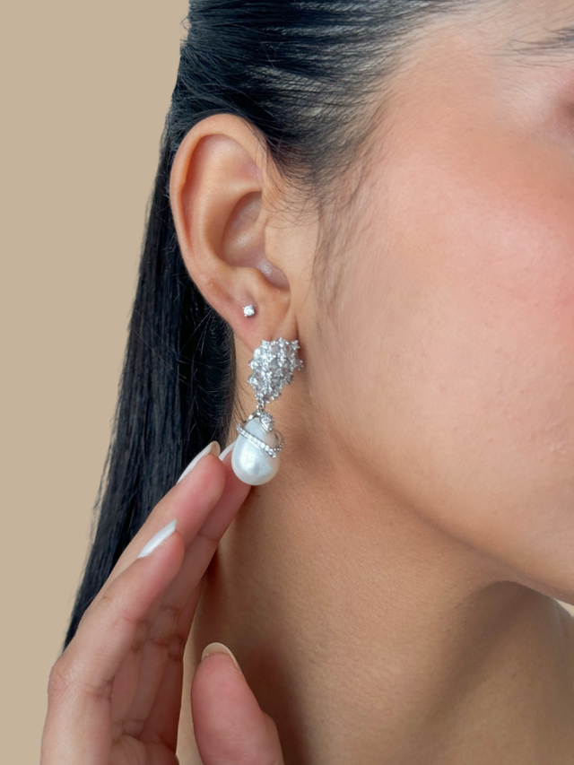 ellara pearl dangle earrings