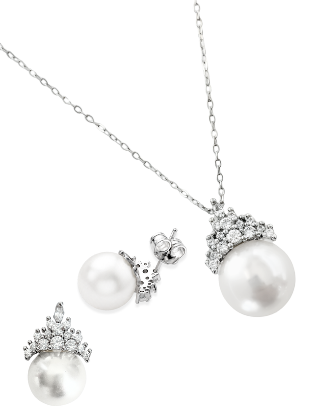 Detail of the Eleanor set showing the pave crown above each shell pearl drop