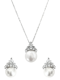 eleanor pearl drop pendant set