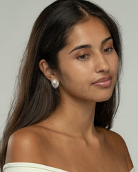 Evelyn Pearl Earrings