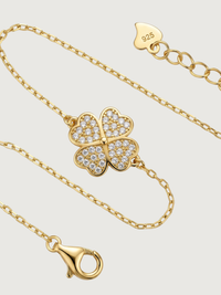 Rear View of Cara Clover Bracelet in 18k Gold Sterling Silver Adjustable Length Plated 925 One Size 2.2gms